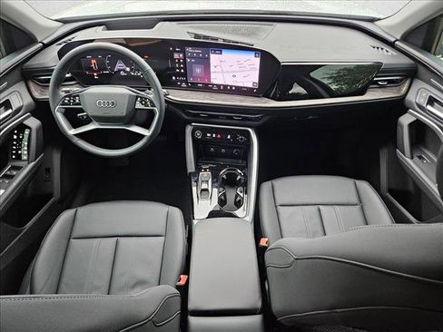 Certified 2025 Audi Q5 Premium Plus w/ Premium Plus image 15