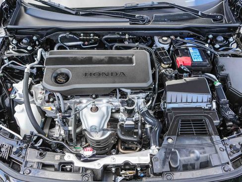 Certified 2025 Honda Civic Sport image 28