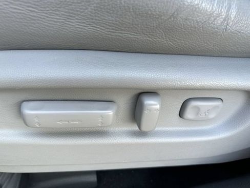 Used 2018 Honda Pilot Touring image 16
