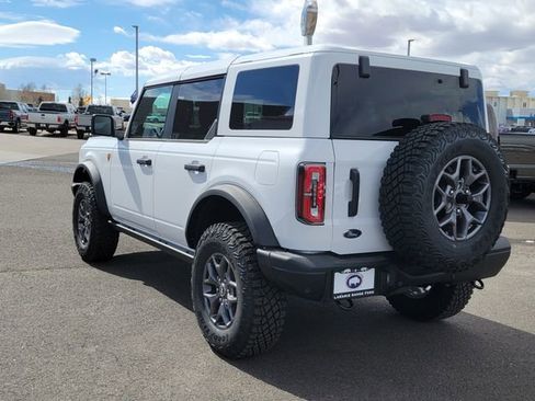 New 2025 Ford Bronco Badlands AWD/4WD image 3