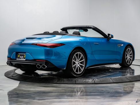 Used 2024 Mercedes-Benz SL 43 AMG image 21