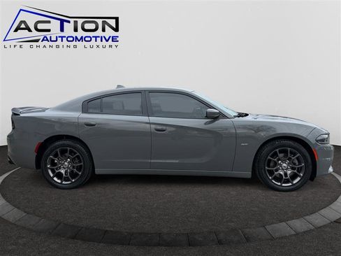 Used 2018 Dodge Charger GT image 9