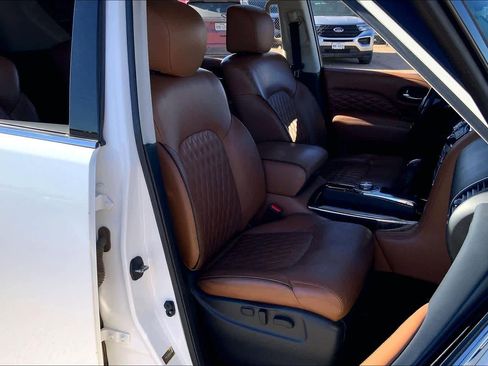 Used 2019 INFINITI QX80 Limited image 9