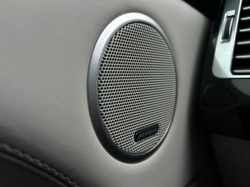 Used 2017 Land Rover Range Rover Long Wheelbase Autobiography image 13