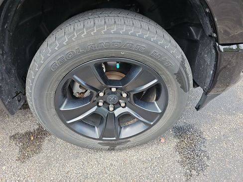 Used 2020 RAM 1500 Big Horn AWD/4WD image 9
