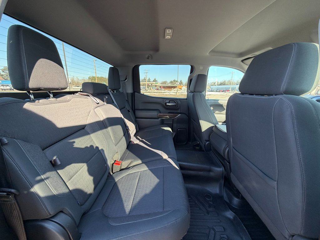 Used 2019 Chevrolet Silverado 1500 RST w/ True North Edition AWD/4WD image 11