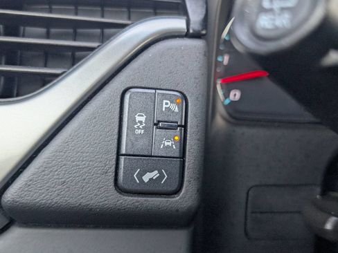 Used 2020 Chevrolet Tahoe LT RWD image 25