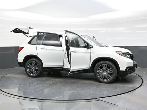 Used 2021 Honda Passport EX-L image 40