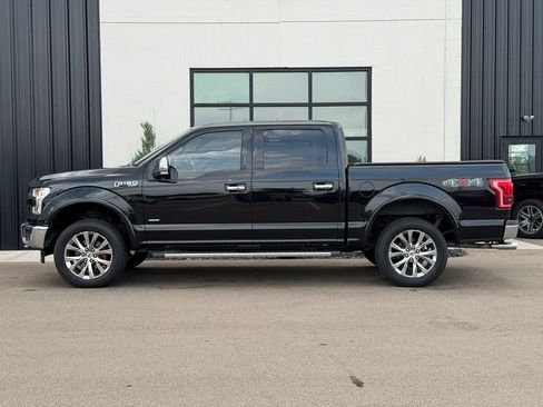 Used 2017 Ford F150 Lariat w/ Equipment Group 502A Luxury AWD/4WD image 2
