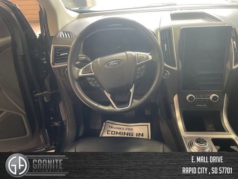 Used 2024 Ford Edge SEL image 17