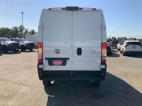 New 2025 RAM ProMaster 3500 w/ Convenience Group FWD image 7