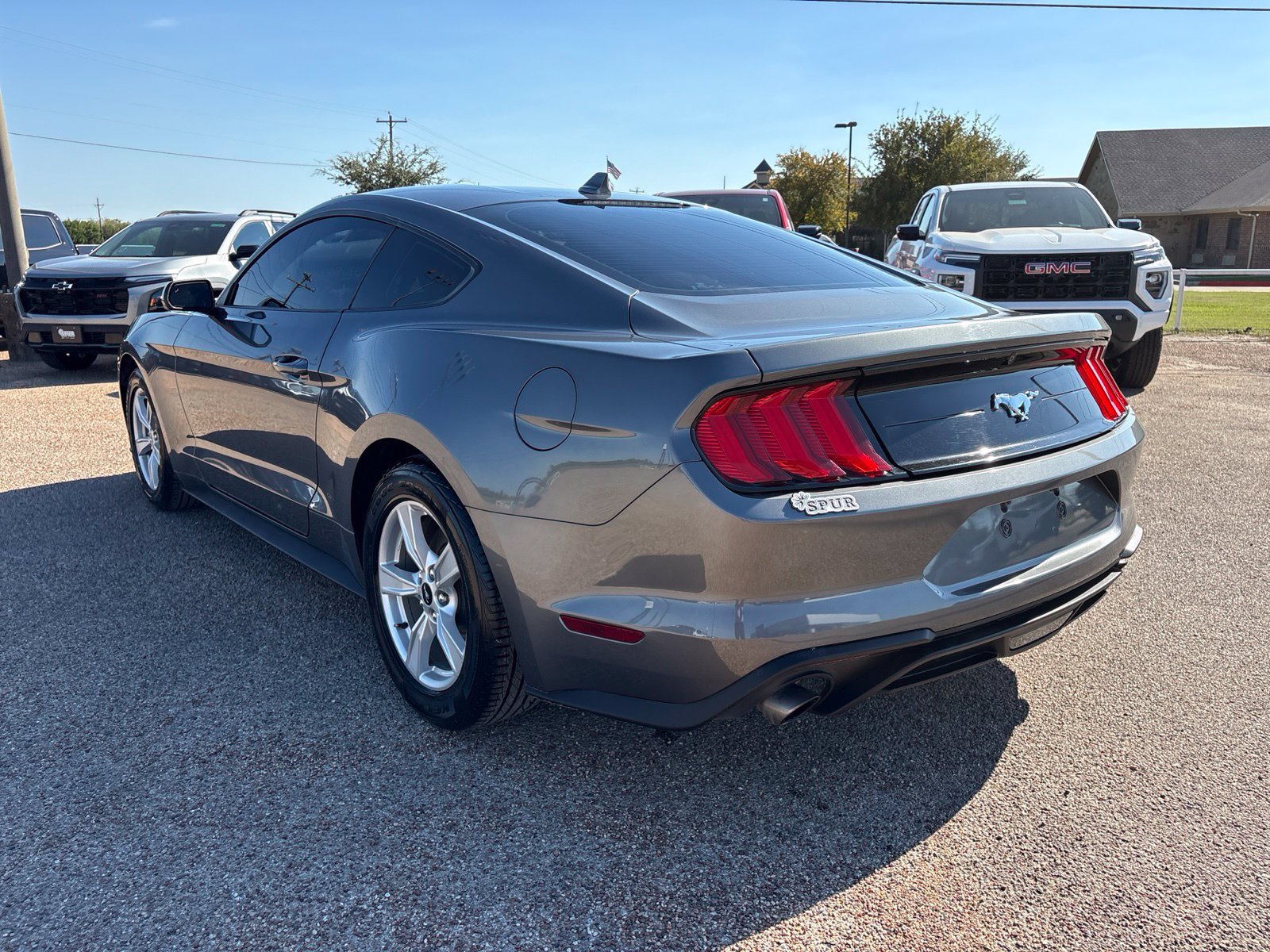 Used 2023 Ford Mustang Coupe RWD image 4