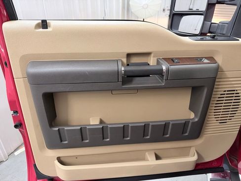 Used 2012 Ford F250 Lariat w/ Chrome Pkg image 13