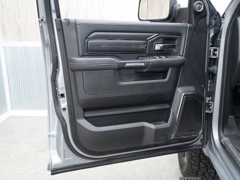 Used 2022 RAM 3500 Limited image 28