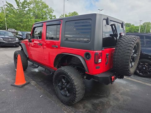 Used 2015 Jeep Wrangler Unlimited Sport w/ Quick Order Package 24S AWD/4WD image 3