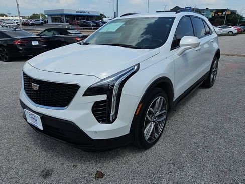 Used 2020 Cadillac XT4 Sport AWD/4WD image 3