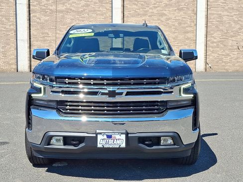 Used 2022 Chevrolet Silverado 1500 LT w/ Bed Protection Package AWD/4WD image 2
