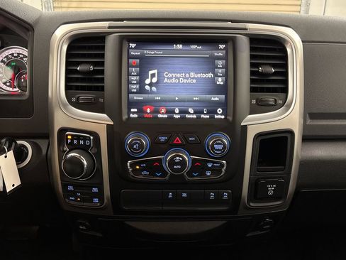 Used 2019 RAM 1500 Big Horn AWD/4WD image 16