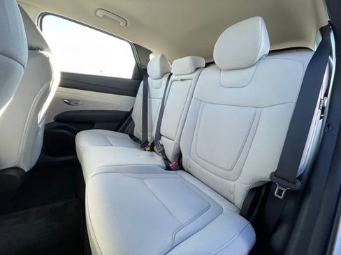 New 2025 Hyundai Tucson SE image 26