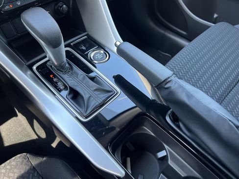 New 2026 Mitsubishi Eclipse Cross ES image 19