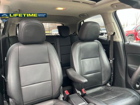 Used 2017 Buick Encore Premium image 36