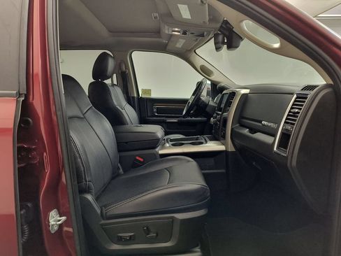 Used 2018 RAM 1500 Laramie w/ Convenience Group AWD/4WD image 25