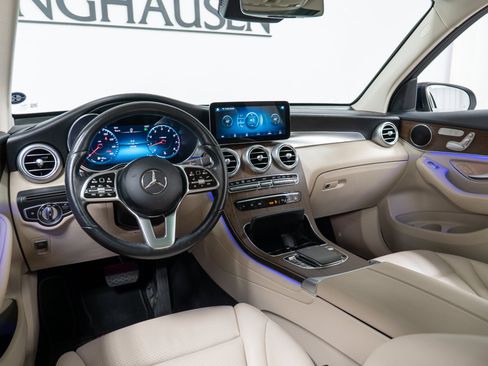 Certified 2022 Mercedes-Benz GLC 300 4MATIC w/ Multimedia Package Lite image 16