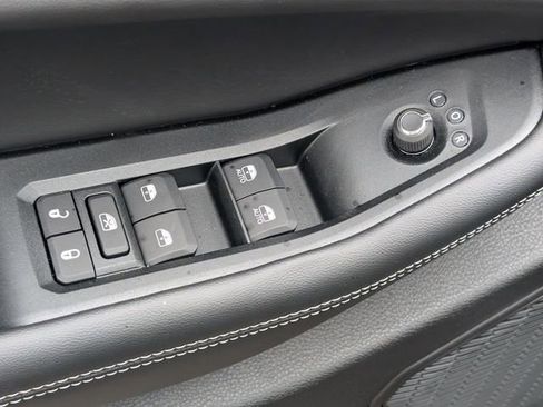 New 2026 Jeep Grand Cherokee Altitude RWD image 10