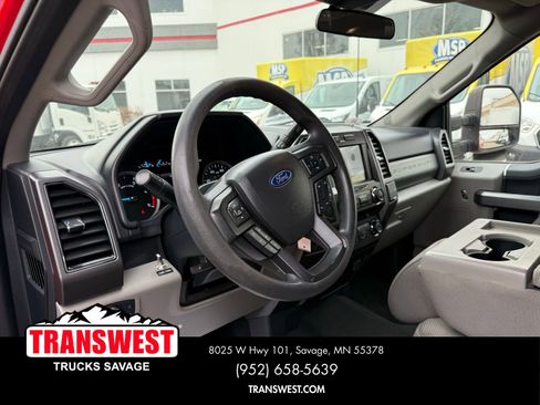 Used 2022 Ford F350 XLT w/ XLT Value Package AWD/4WD image 4