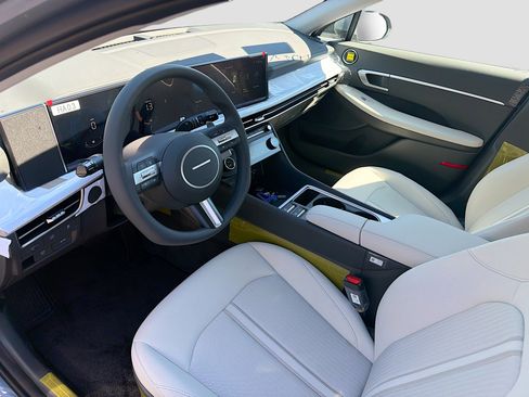 New 2026 Hyundai Sonata Blue image 25