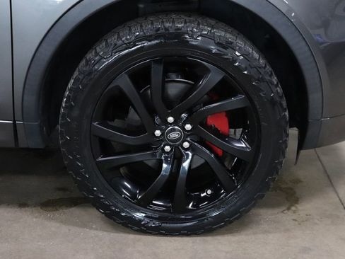 Used 2017 Land Rover Discovery Sport HSE image 29