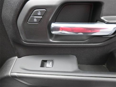 Used 2022 Chevrolet Silverado 2500 Custom w/ Custom Convenience Package image 29