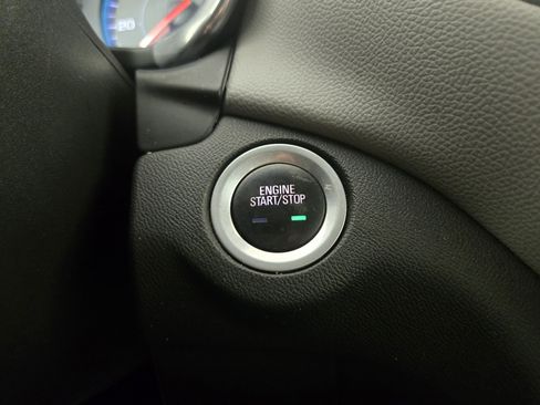 Used 2024 Chevrolet Equinox LS FWD image 24