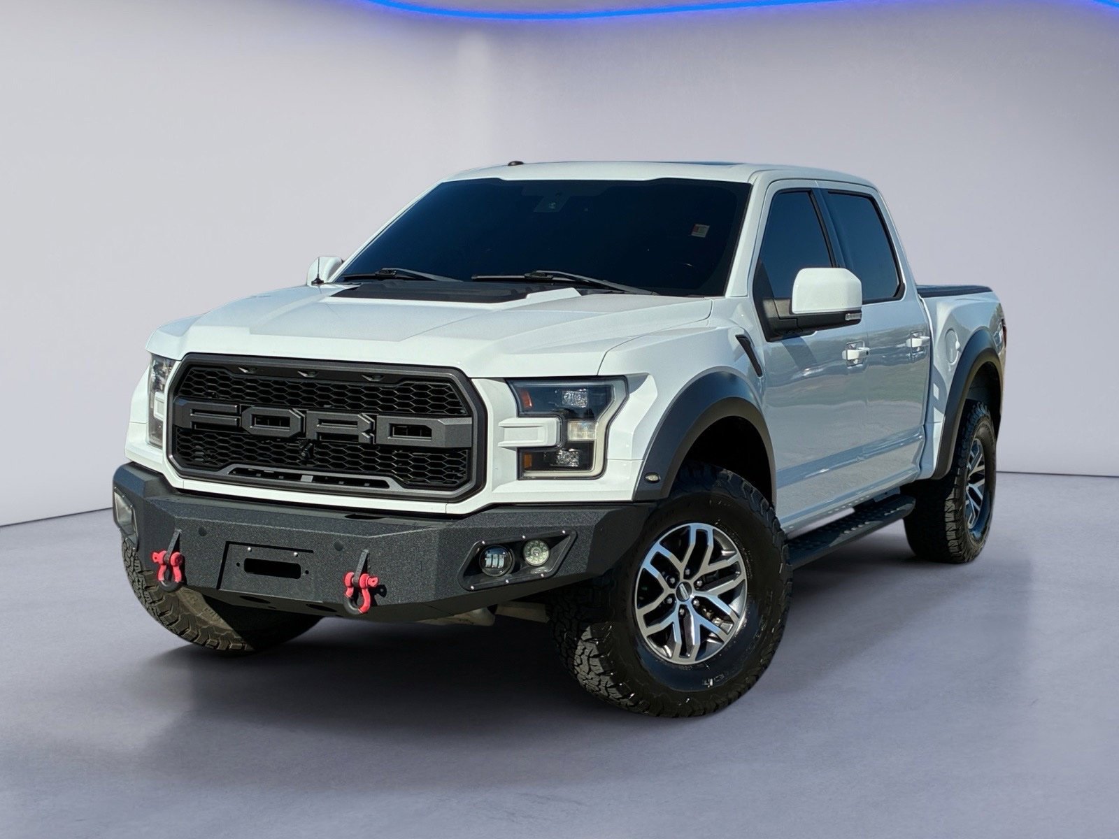 Used 2018 Ford F150 Raptor w/ Equipment Group 802A Luxury AWD/4WD image 2