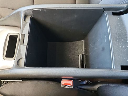 Used 2024 Chevrolet Malibu LT image 32