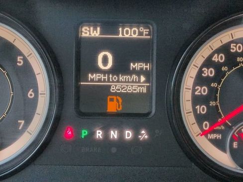 Used 2017 RAM 1500 Express w/ Express Value Package RWD image 34