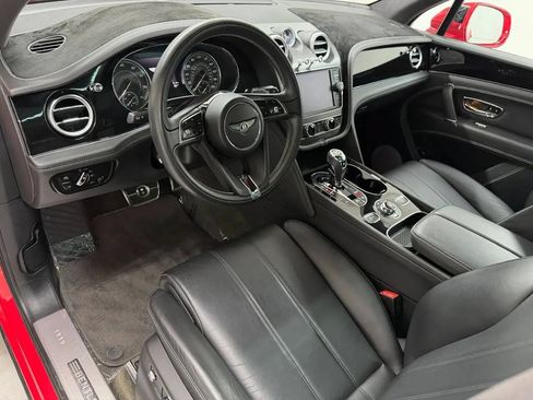 Used 2019 Bentley Bentayga AWD/4WD image 9