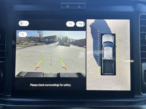 New 2026 Ford F350 Lariat w/ Black Appearance Package image 4