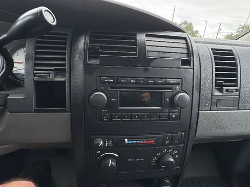 Used 2006 Dodge Durango SXT RWD image 38