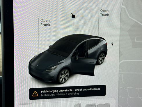 Used 2020 Tesla Model Y Long Range image 21