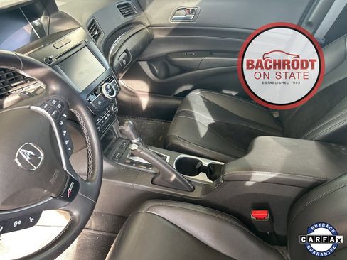 Used 2019 Acura ILX image 9