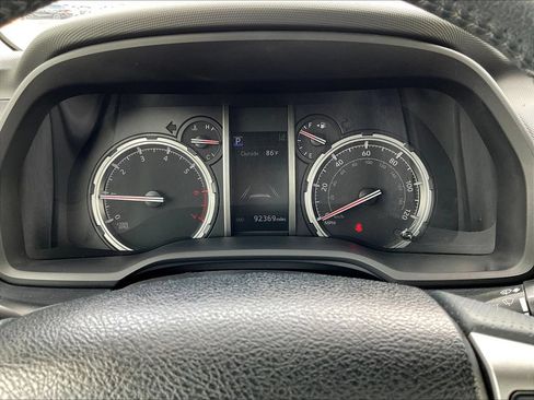 Used 2022 Toyota 4Runner Limited AWD/4WD image 12