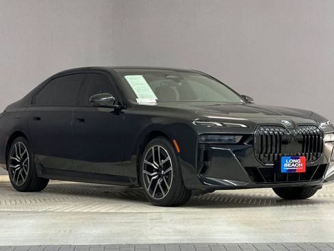 Certified 2023 BMW 740i w/ Parking Assistance Package image 6