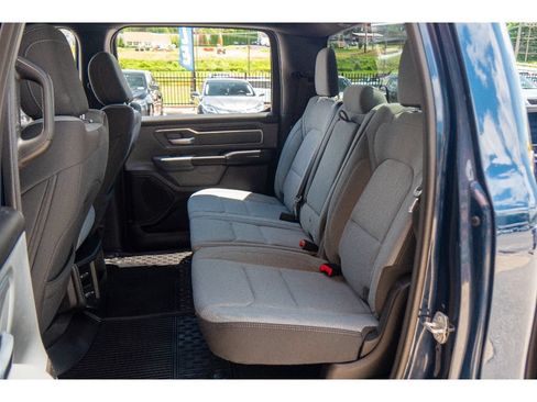 Used 2022 RAM 1500 Big Horn AWD/4WD image 19