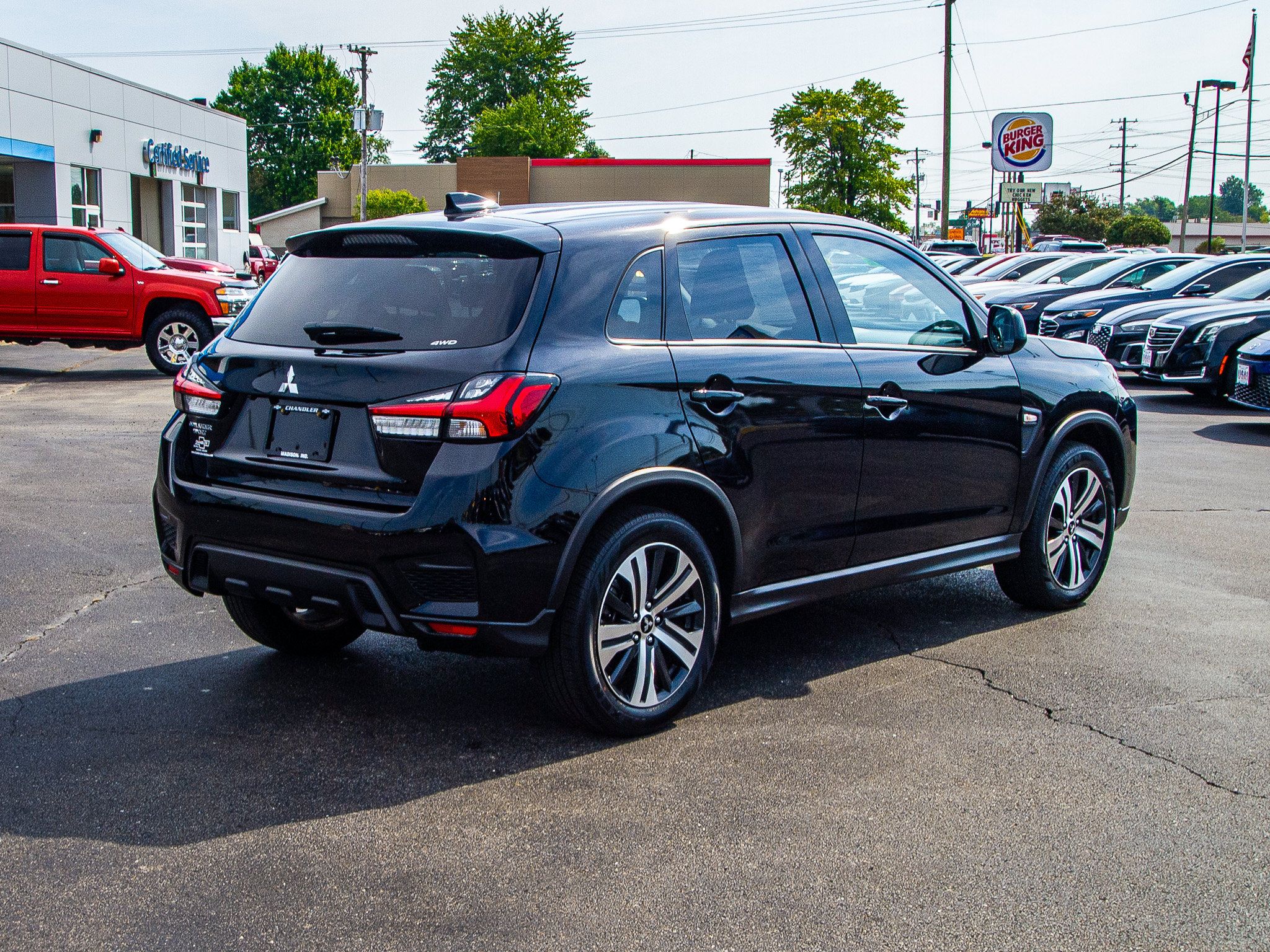 Used 2025 Mitsubishi Outlander Sport ES AWD/4WD image 7
