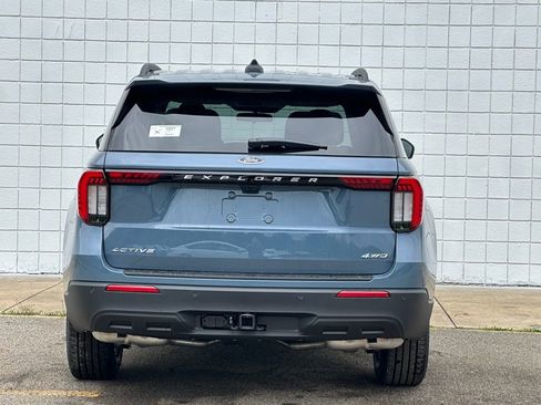 New 2026 Ford Explorer Active AWD/4WD image 5