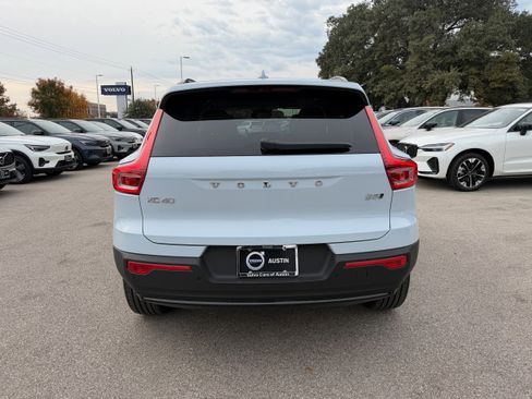 New 2026 Volvo XC40 B5 Plus w/ Protection Package Premier image 5