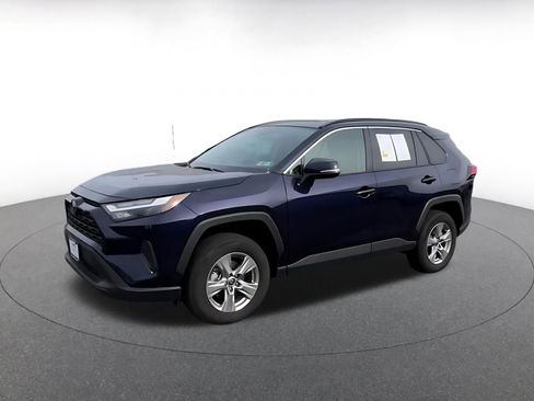 Used 2025 Toyota RAV4 XLE image 7