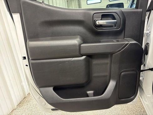 Used 2022 Chevrolet Silverado 1500 Custom AWD/4WD image 26