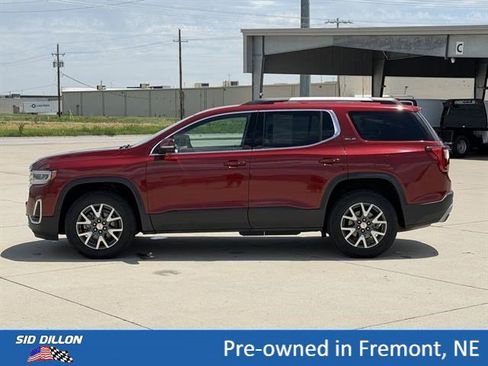 Certified 2020 GMC Acadia SLE w/ Driver Convenience Package FWD image 8
